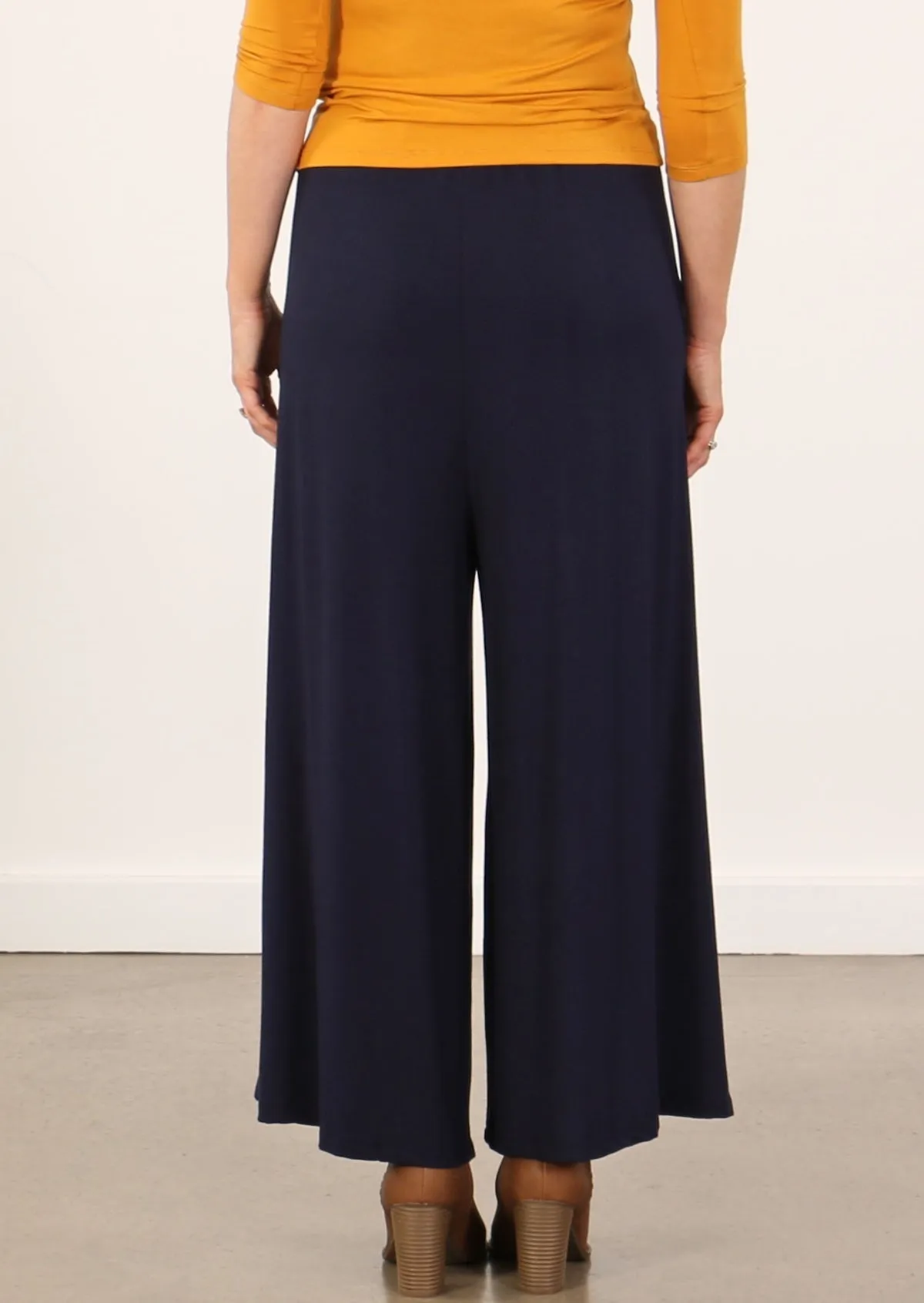 Wide Leg Stretch Pocket Pants Navy Blue